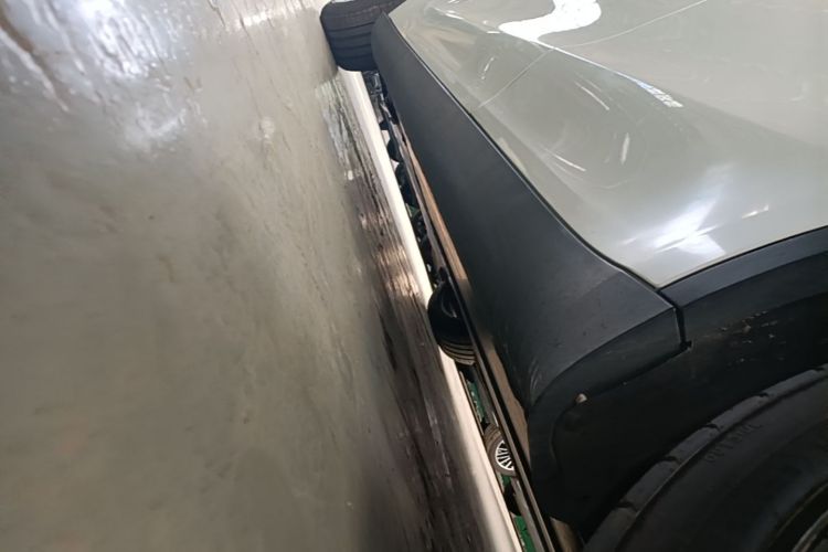 Tesla Model Y 2022 car image #27