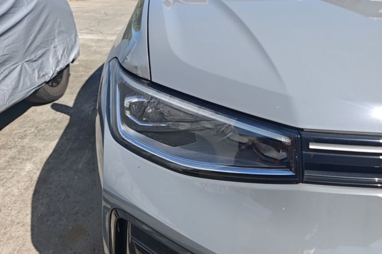Volkswagen Tharu 2025 car image #8
