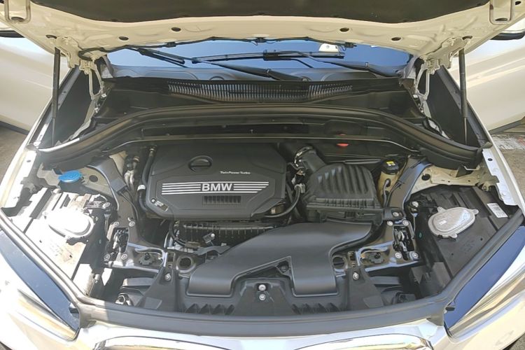BMW X1 2021 car image #26