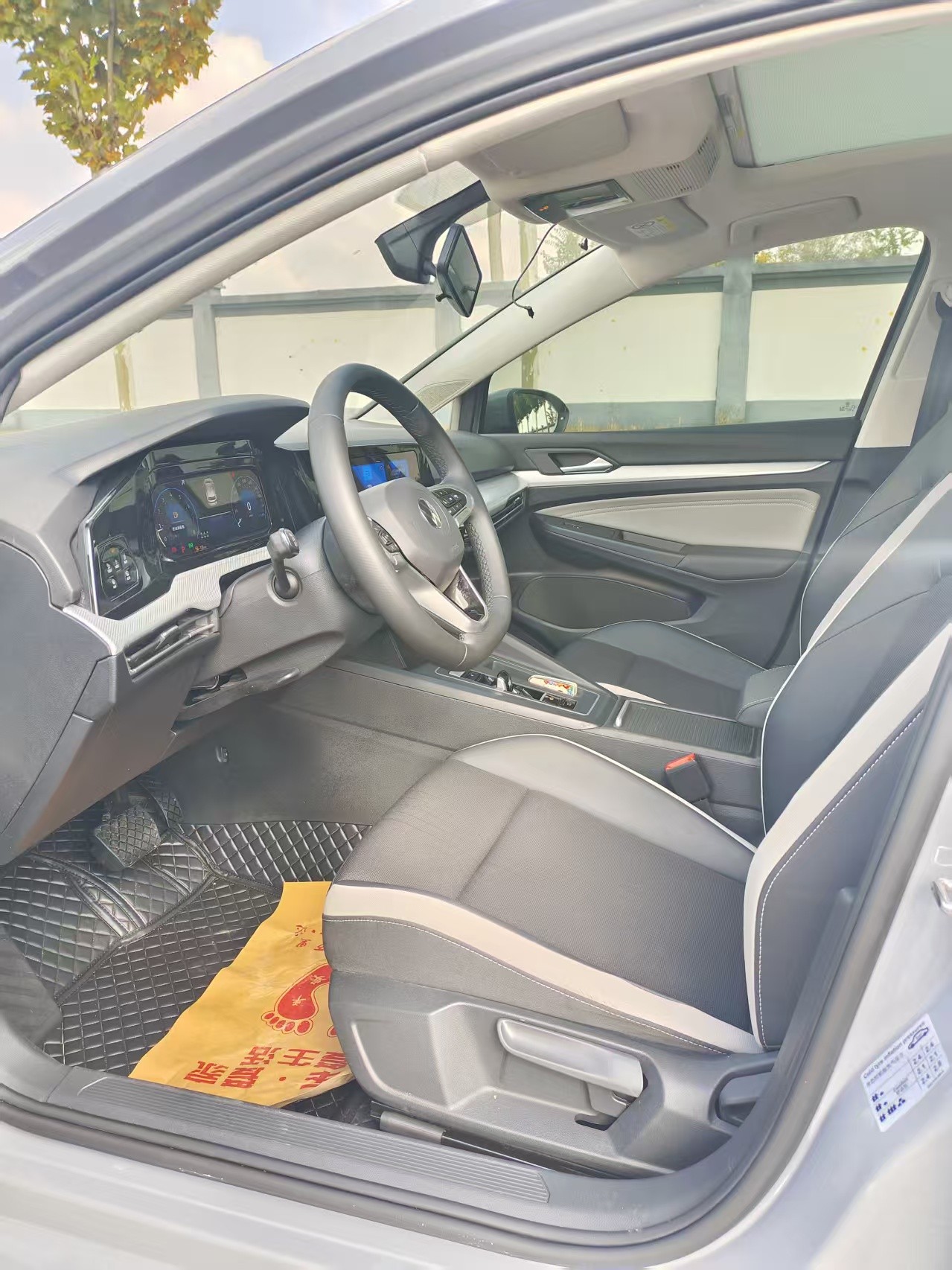 2022 #10 2022 car image #10