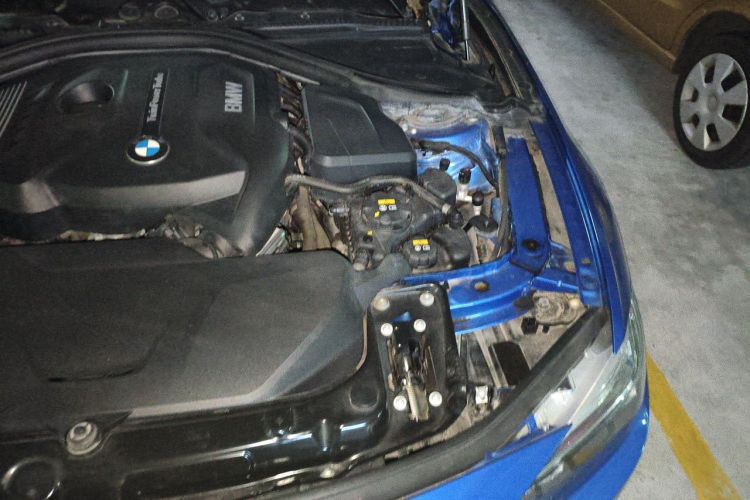 BMW 3 Series 2018 #23 BMW 3 Series 2018 imagem de carro #23