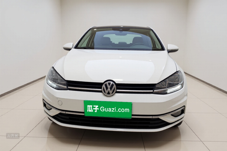Volkswagen Golf 2019 car image #3