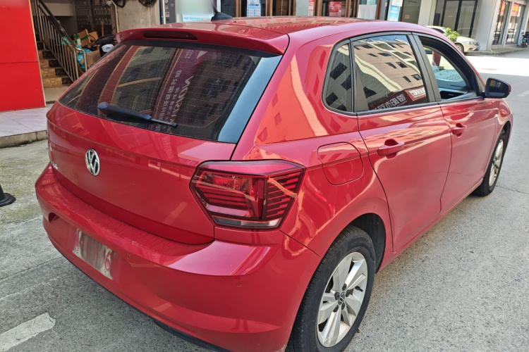 Volkswagen Polo 2022 صورة سيارة #7