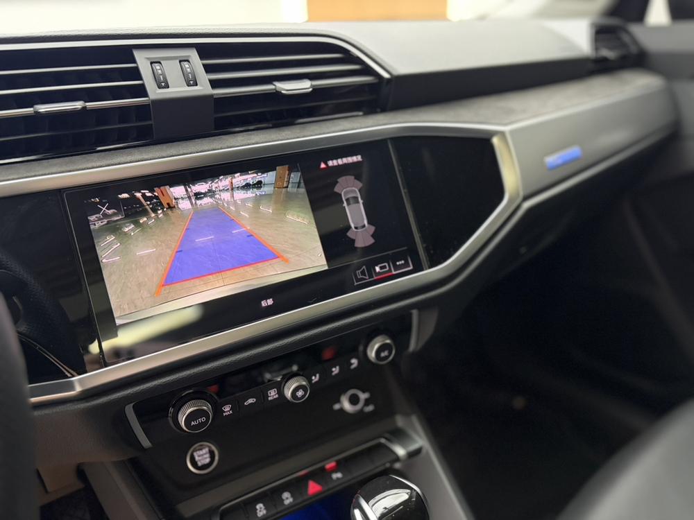 Audi Q3 Sportback 2022 car image #9