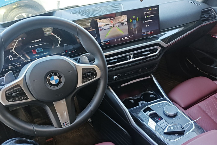 BMW 3 Series 2023 car image #10