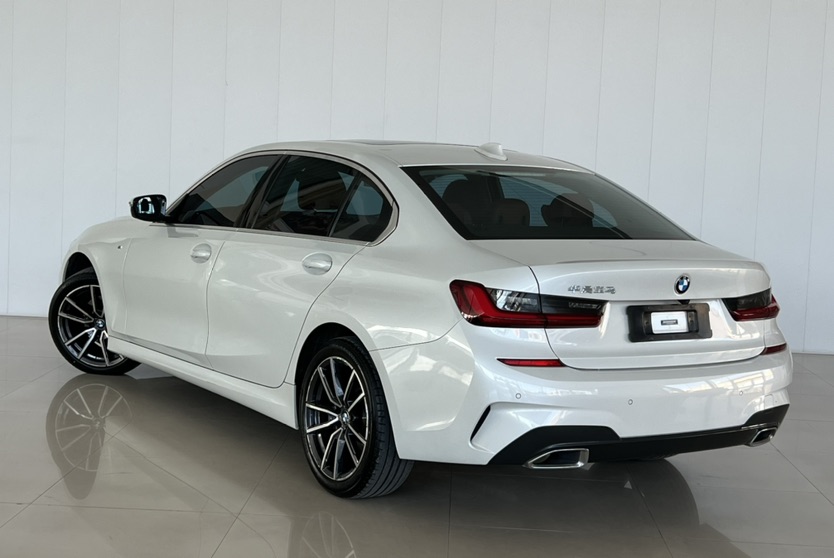 BMW 3 Series 2022 image de voiture #9