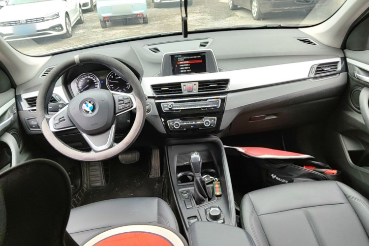 BMW X1 2018 صورة سيارة #10