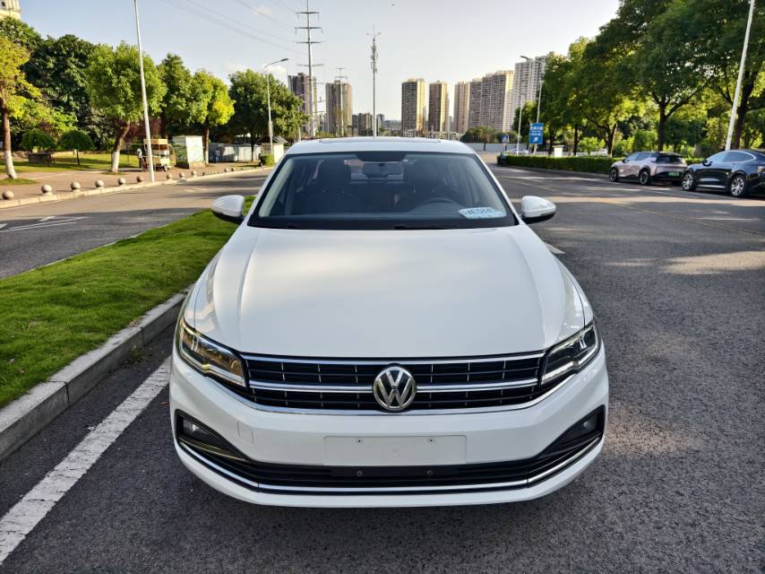 Volkswagen Bora 2019 car image #2