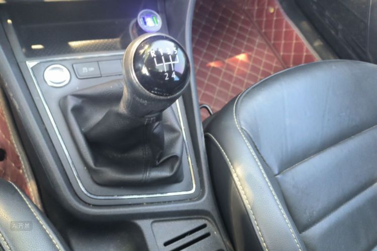 Volkswagen Lavida 2017 car image #16