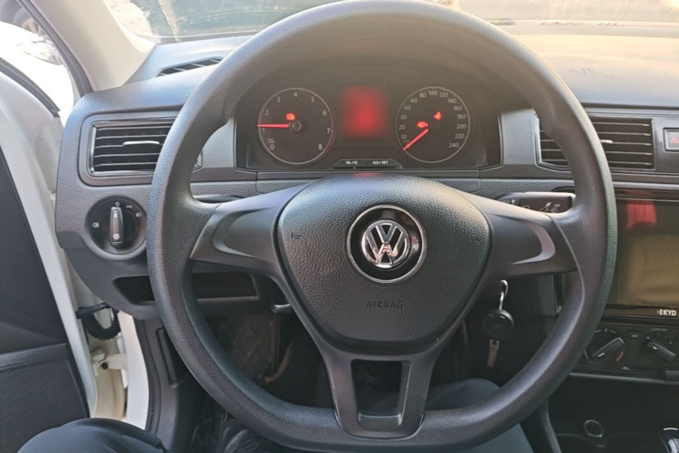 Volkswagen Santana 2019 #11 Volkswagen Santana 2019 car image #11