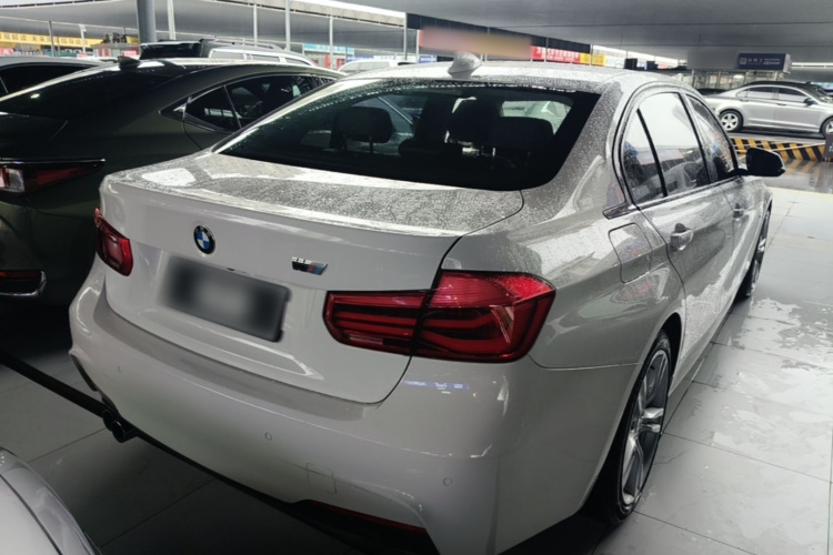 BMW 3 Series 2017 #7 BMW 3 Series 2017 car image #7