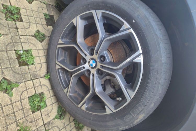 BMW X1 2019 car image #9