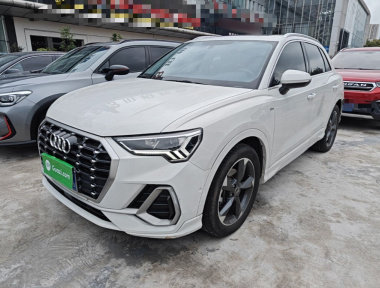 Audi Q3 2022 Audi Q3 2022 car image