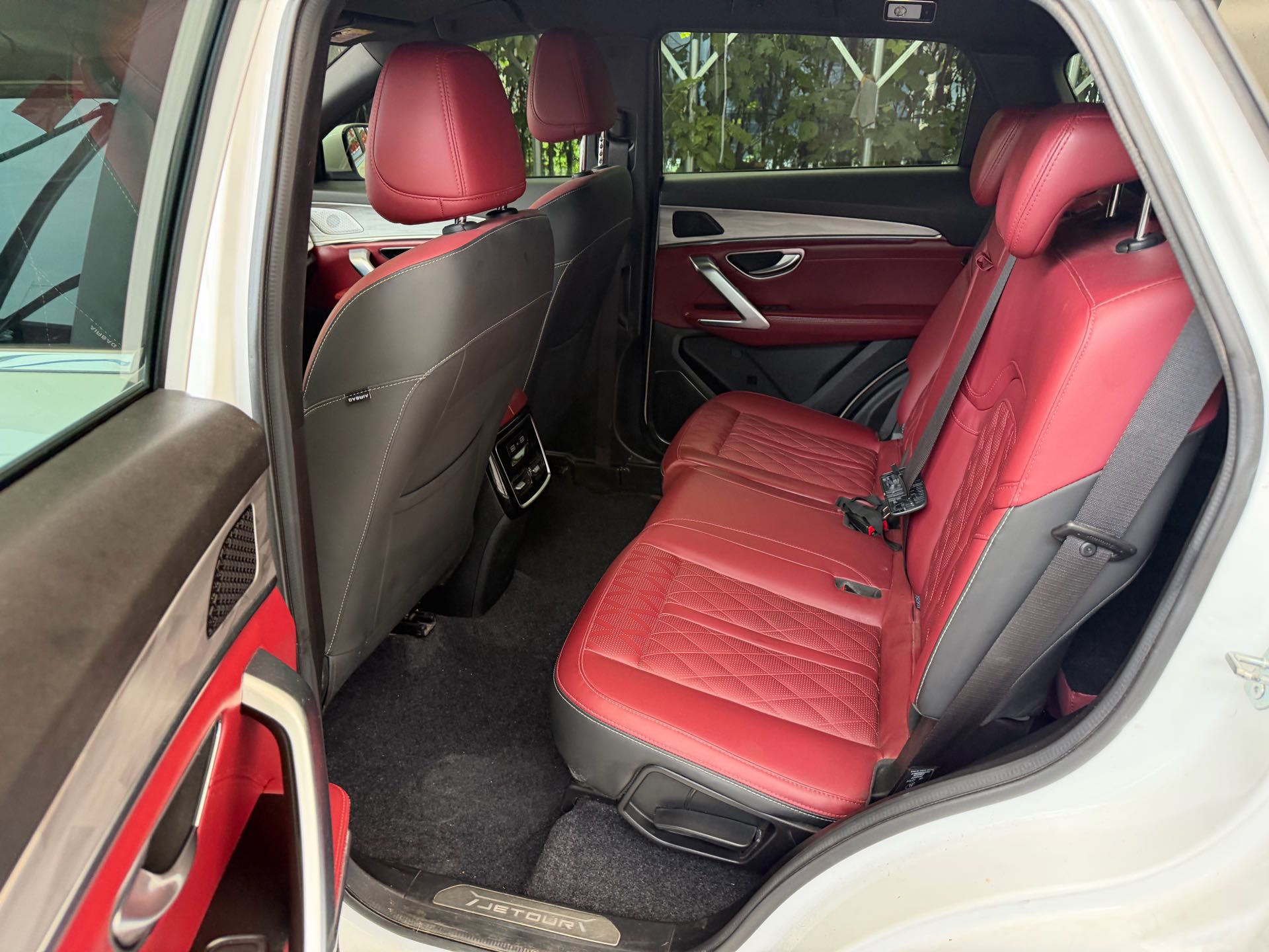 Jetour X70 PLUS 2023 car image #4