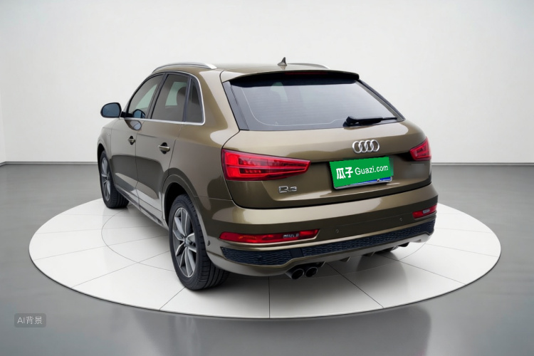 Audi Q3 2019 car image #5