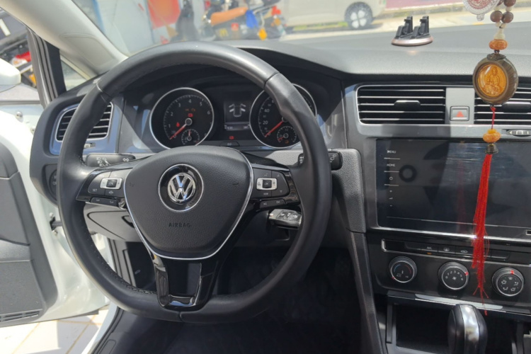 Volkswagen Golf 2020 #11 Volkswagen Golf 2020 car image #11