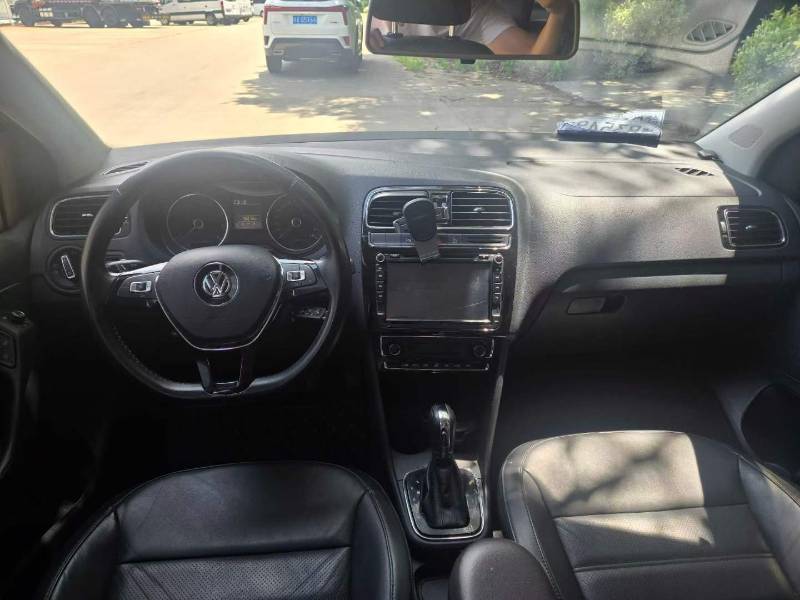 Volkswagen Polo 2015 #8 Volkswagen Polo 2015 car image #8