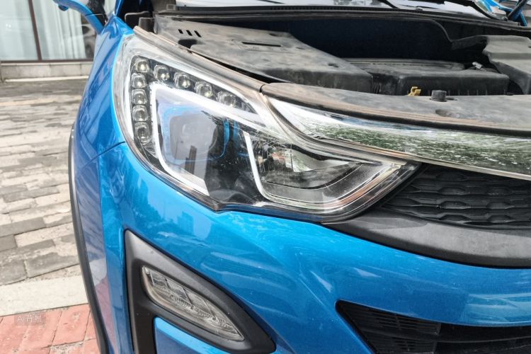 BYD Yuan 2016 #8 BYD Yuan 2016 car image #8