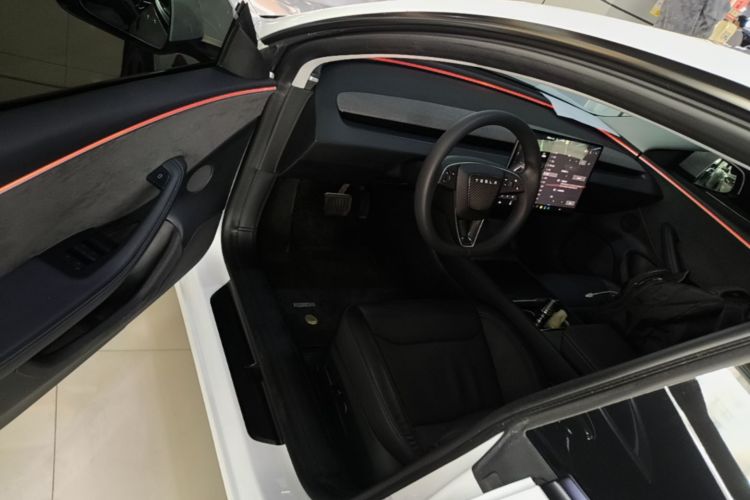 Tesla Model 3 2024 #12 Tesla Model 3 2024 car image #12