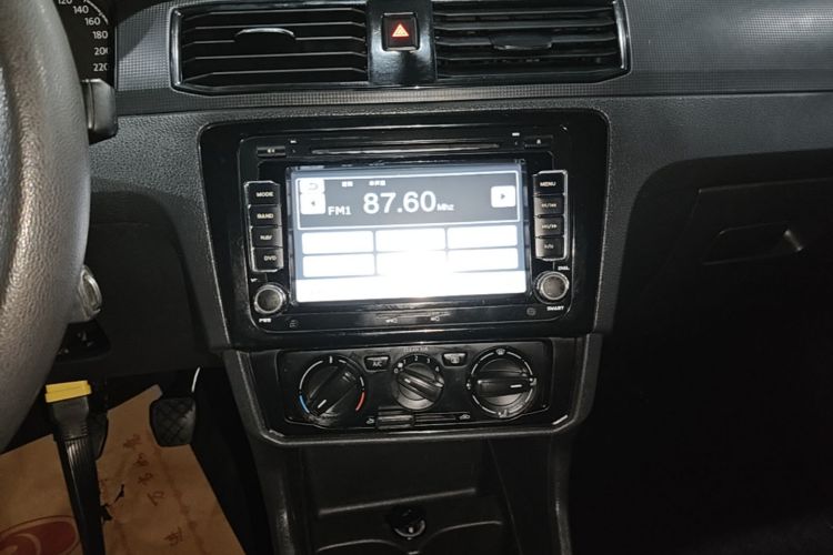 Volkswagen Santana 2017 #13 Volkswagen Santana 2017 car image #13