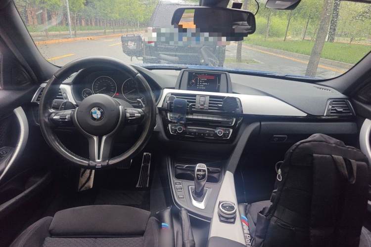 BMW 3 Series 2017 #7 BMW 3 Series 2017 car image #7