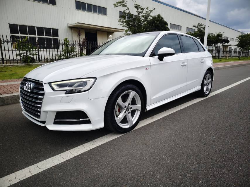 Audi A3 2020 car image #2