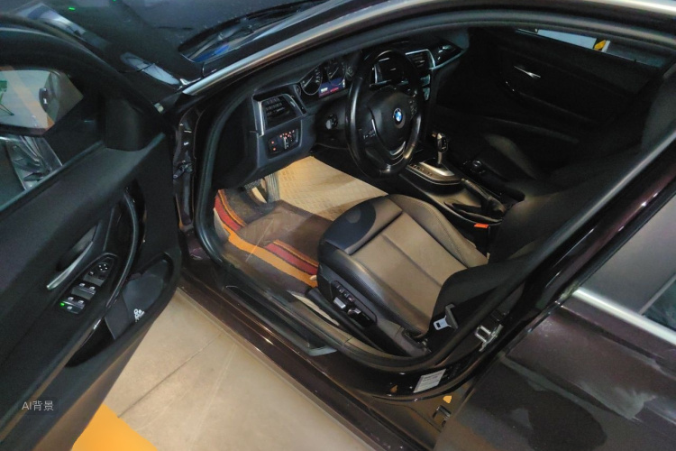 BMW 3 Series 2018 immagine di auto #18