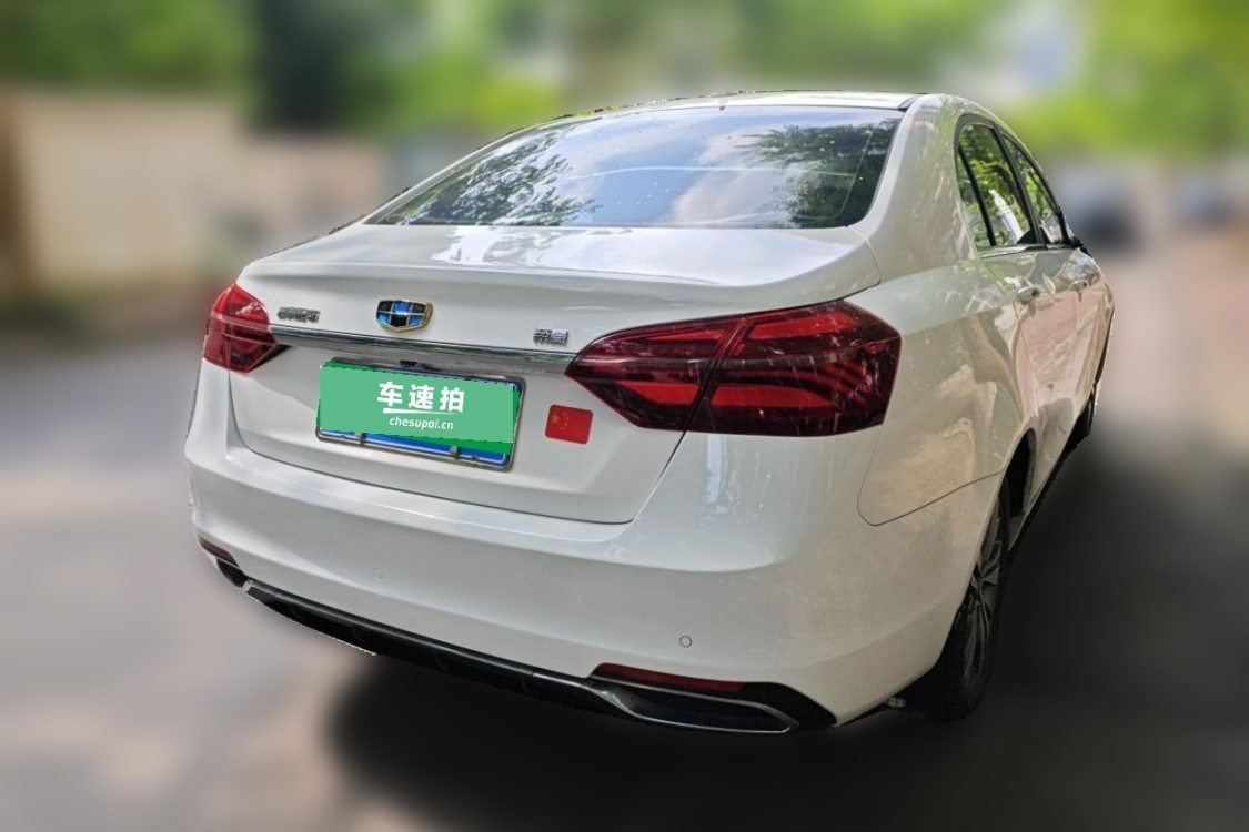 GEELY Emgrand 2018 car image #4