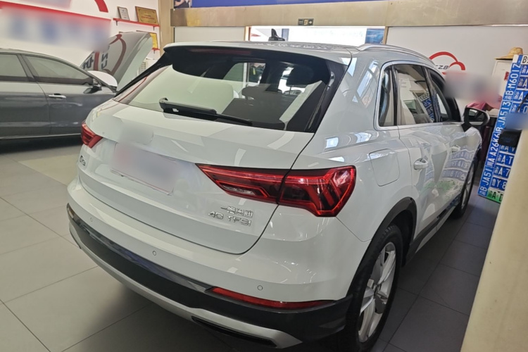 Audi Q3 2019 #7 Audi Q3 2019 car image #7