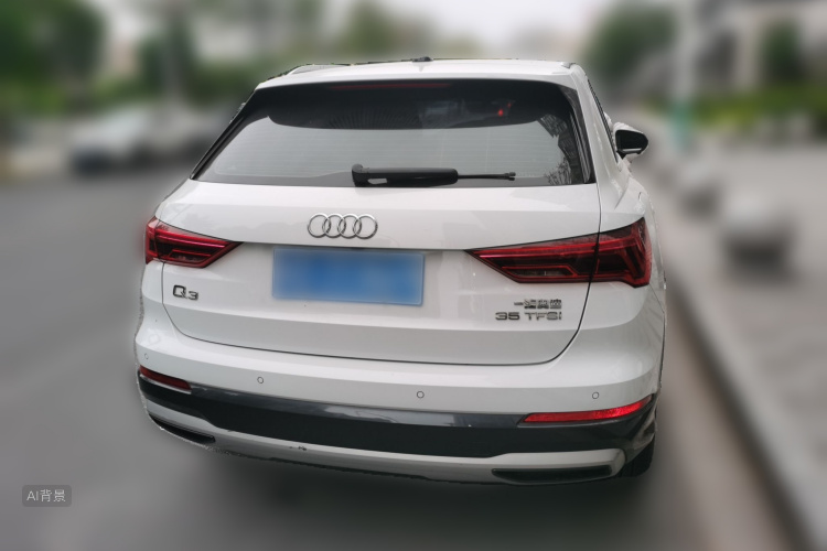 Audi Q3 2021 car image #6