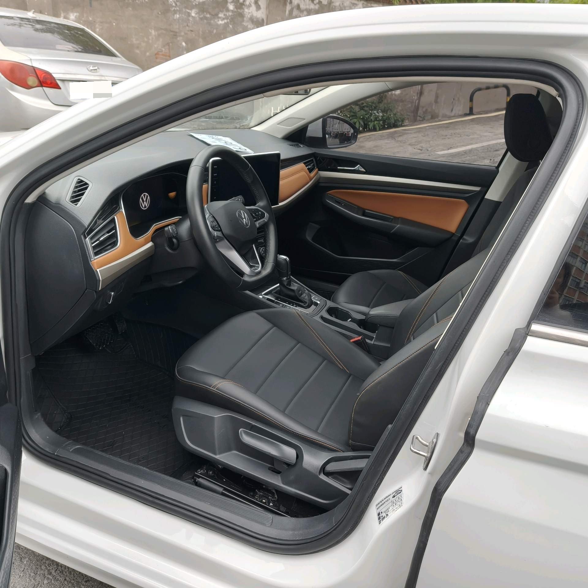 2024 imagen de coche #3