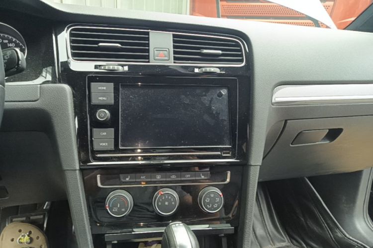 Volkswagen Golf 2019 #18 Volkswagen Golf 2019 car image #18