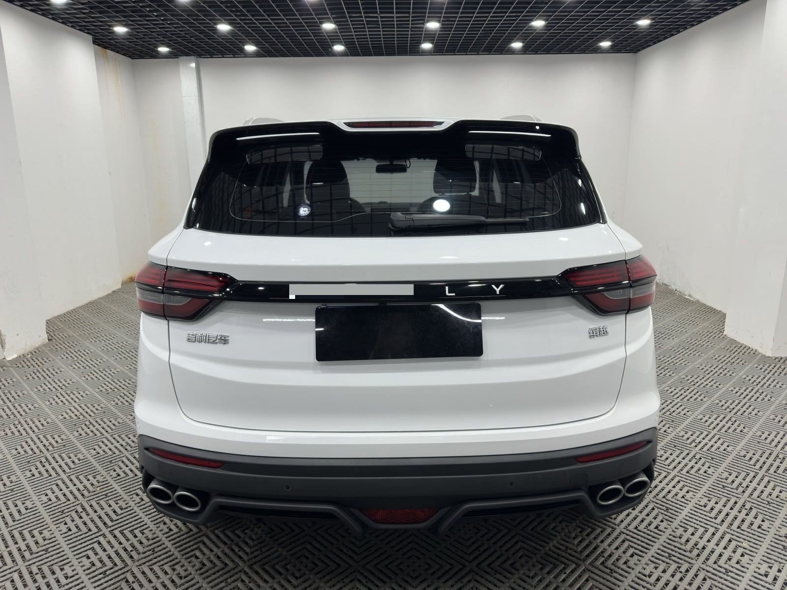 GEELY Coolray 2023 immagine di auto #8