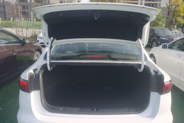 GEELY Emgrand 2023 #21 GEELY Emgrand 2023 car image #21