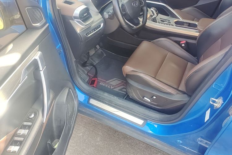 GEELY Coolray 2018 immagine di auto #12