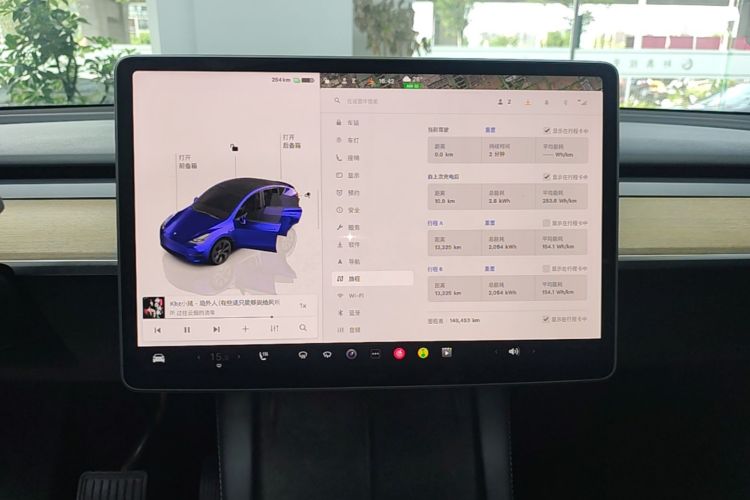 Tesla Model Y 2022 #13 Tesla Model Y 2022 car image #13
