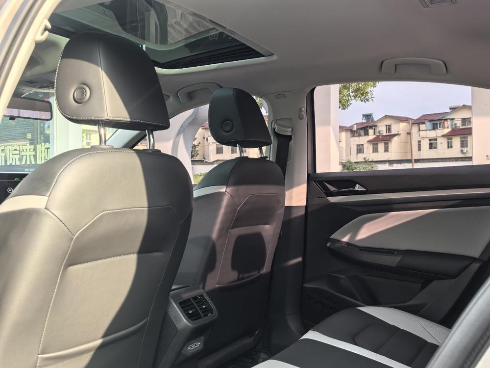 Volkswagen Bora 2023 صورة سيارة #8