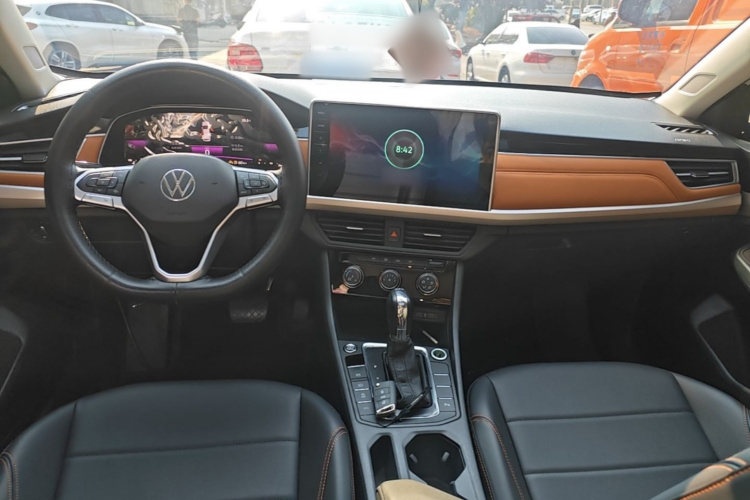 Volkswagen Bora 2024 car image #10