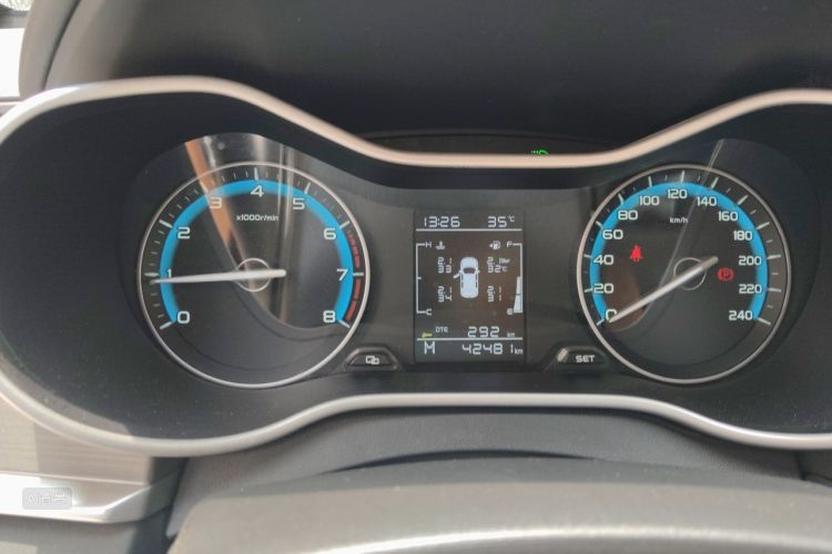 GEELY Emgrand 2021 #13 GEELY Emgrand 2021 car image #13