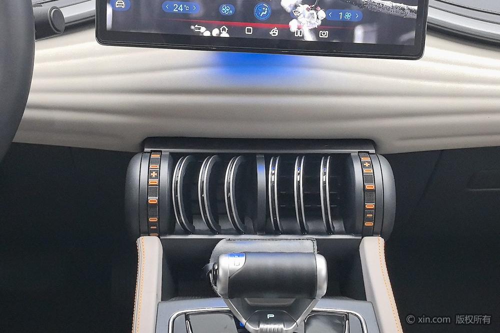 BYD Yuan Plus 2023 car image #12