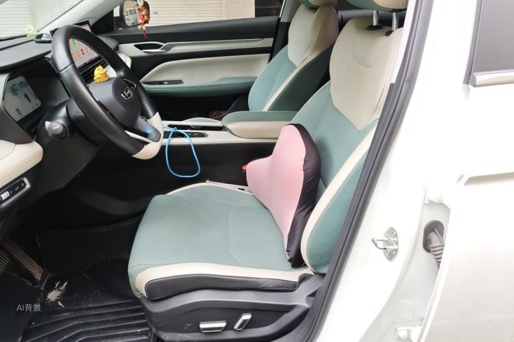 GEELY Emgrand L HiP 2022 car image #17