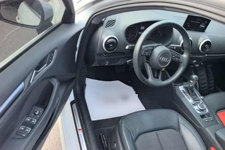 Audi A3 2020 car image #16