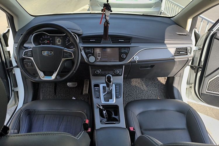 GEELY Emgrand GS 2017 car image #11