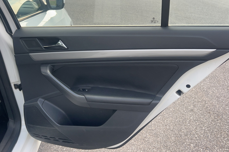 Volkswagen Lavida 2018 #29 Volkswagen Lavida 2018 car image #29