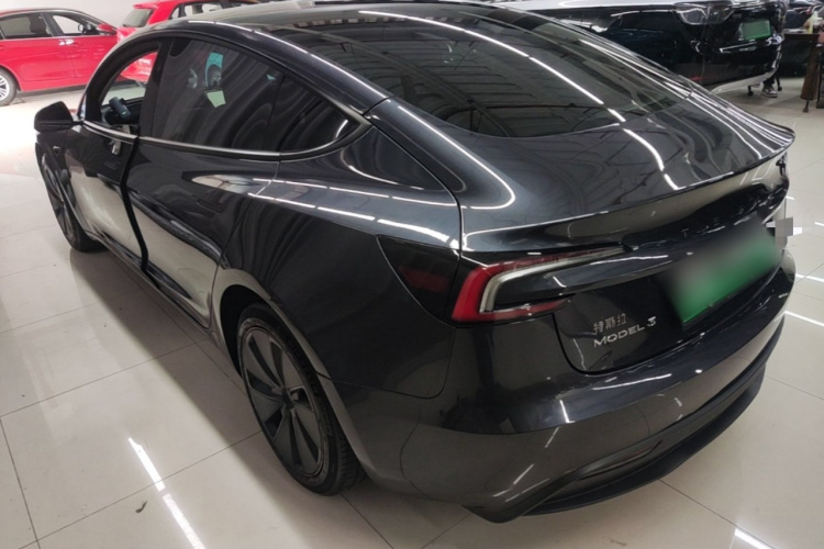 Tesla Model 3 2024 #5 Tesla Model 3 2024 car image #5