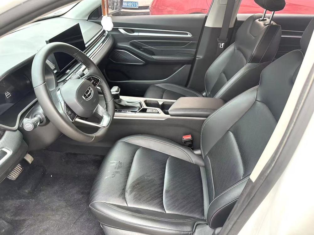 GEELY Emgrand 2023 изображение автомобиля #9