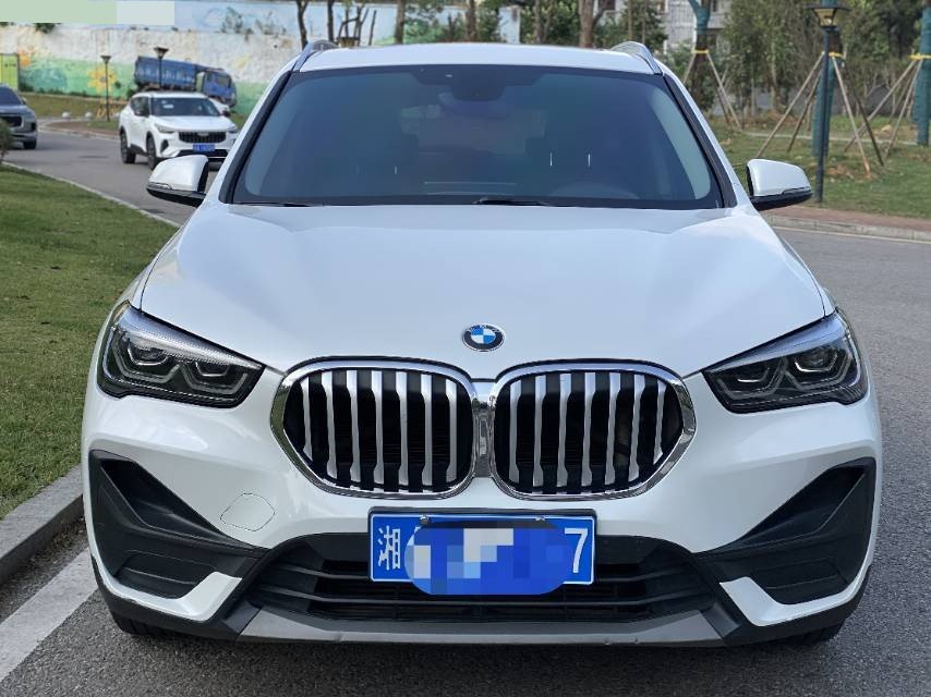 BMW X1 2021 #2 BMW X1 2021 car image #2