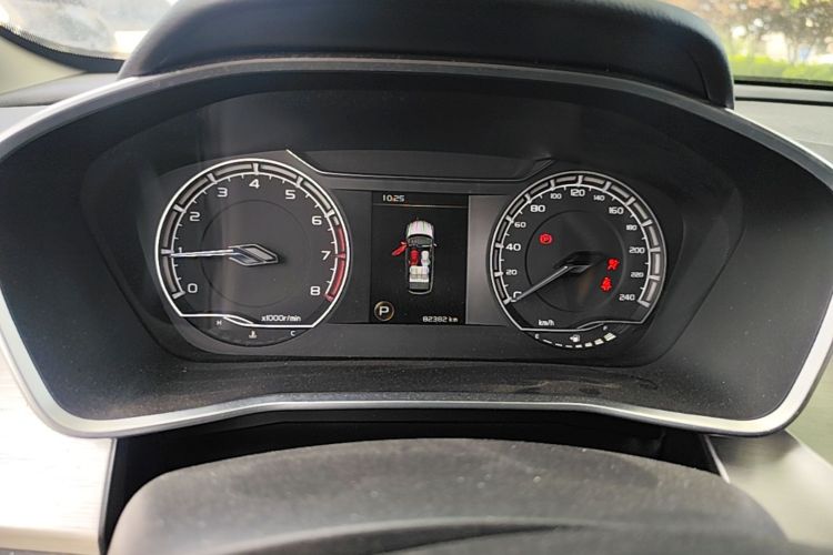GEELY Coolray 2020 #12 GEELY Coolray 2020 car image #12
