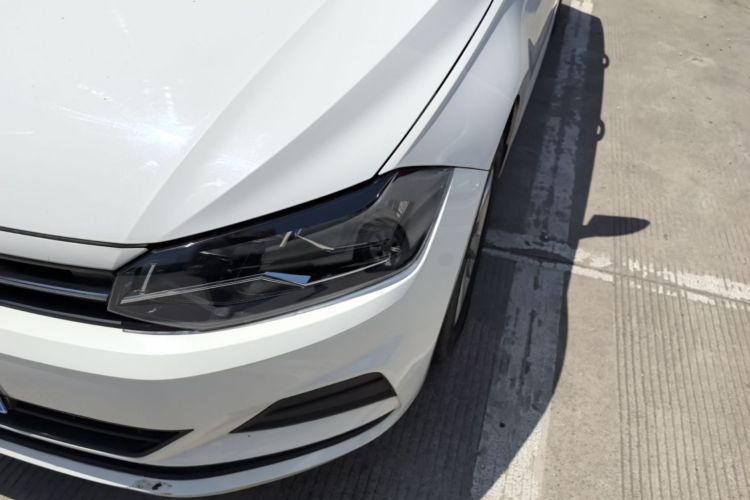 Volkswagen Polo 2020 car image #23