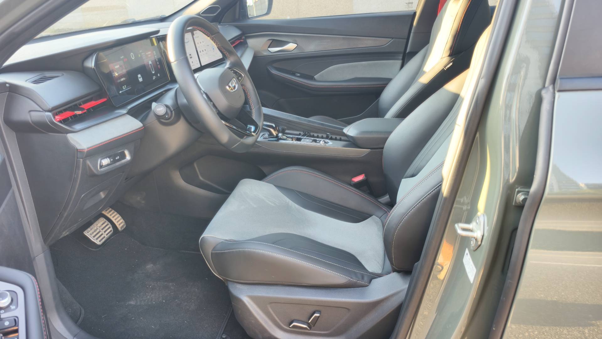 GEELY Binray 2023 #4 GEELY Binray 2023 image de voiture #4